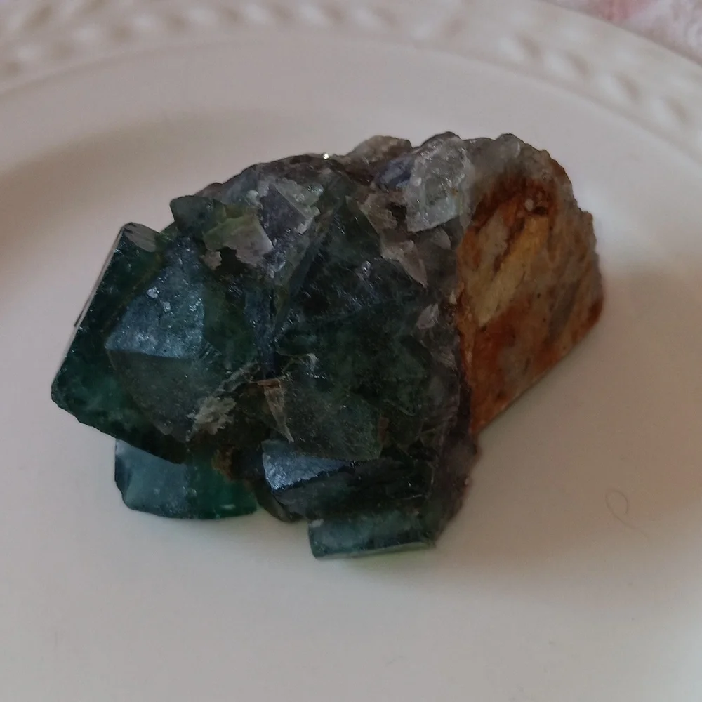Stone Raw lepidolite with crystal - Picture 6 of 7